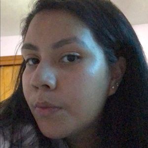 Meet your Posher, Edith